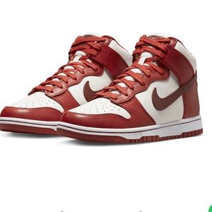 NIKE DUNK HIGH LXX 70 - WOMEN'S